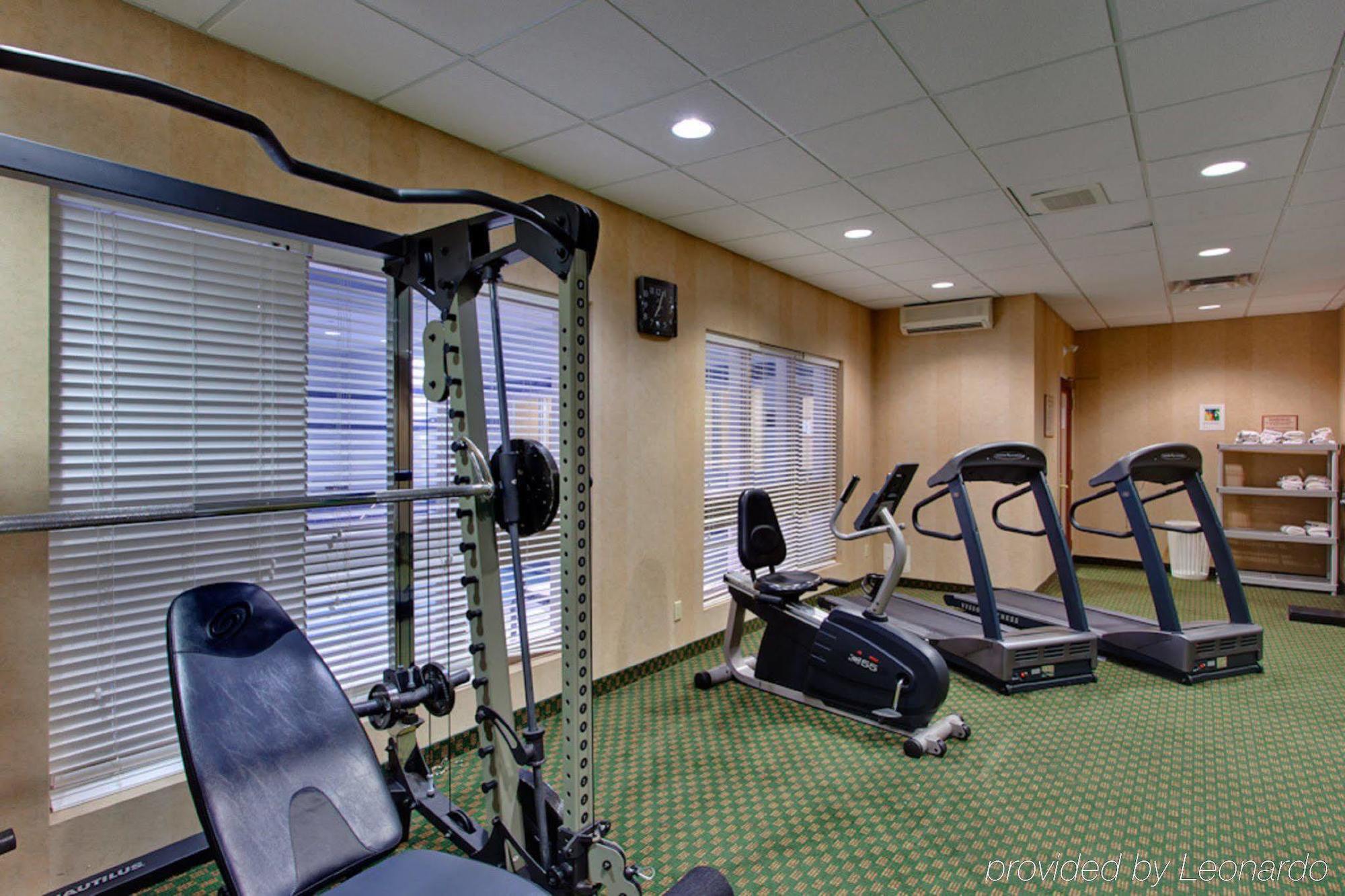 Holiday Inn Express Hotel & Suites Milton By Ihg Exterior foto